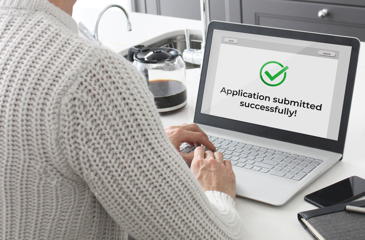 Do Community Banks Really Need a 3-Minute Application?