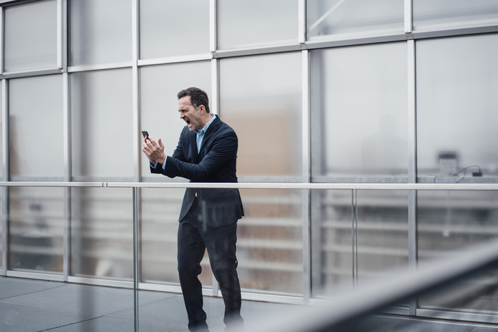 Can social media bring down our entire banking system?